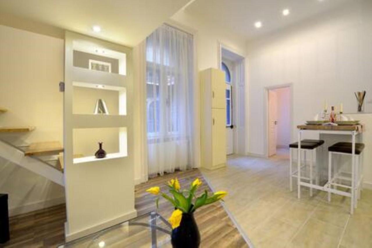 ORANGEHOMES two bedroom apartment Ráday str. Boedapest Buitenkant foto